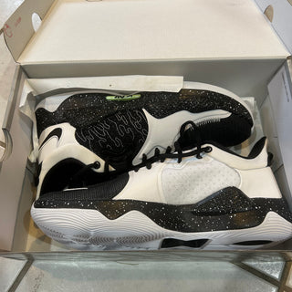 PG 5 Basketball Shoes