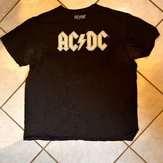 AC / DC Tee Shirt (Size XL)