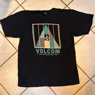 Volcom Tee Shirt (Size L)