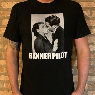 Banner Pilot "Kiss" Tee Shirt