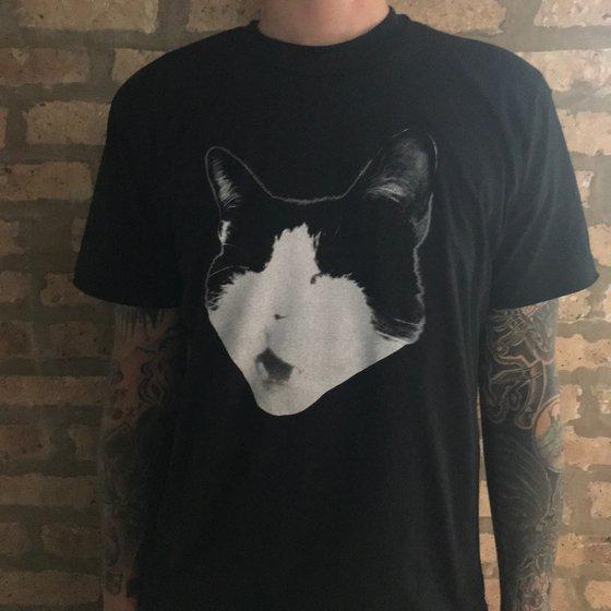 The Icon: Stray Charles - T-Shirt